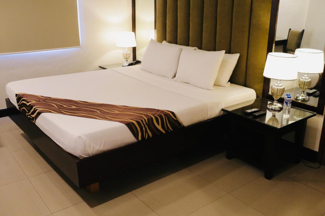 Amalfi718 Hotel لِبا المظهر الخارجي الصورة